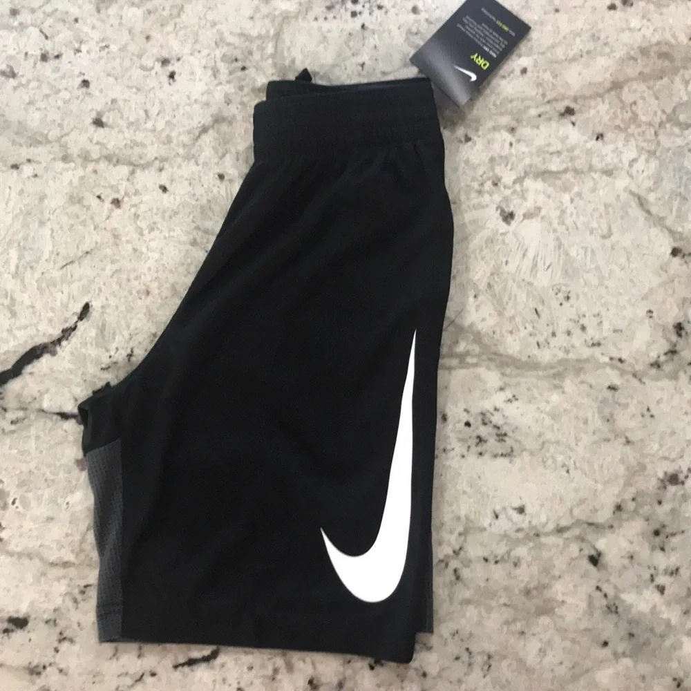 Boys Nike Training Shorts Size Small & Medium New